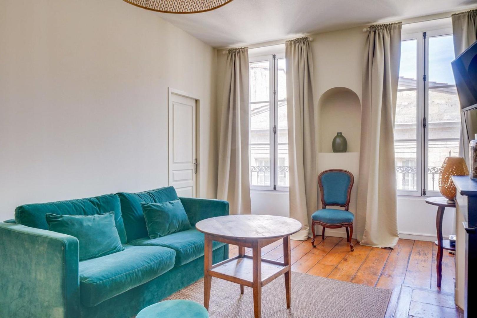 Charming Apartment In The Heart Of Bordeaux Exterior photo