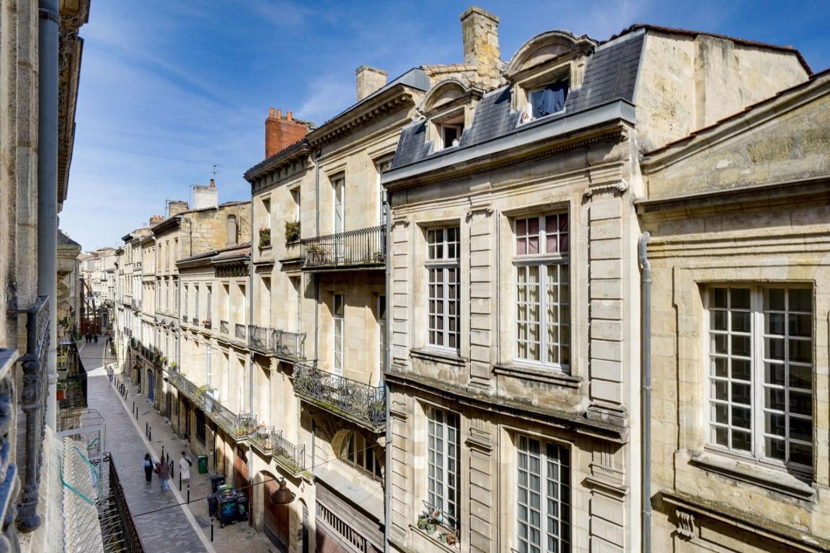 Charming Apartment In The Heart Of Bordeaux Exterior photo